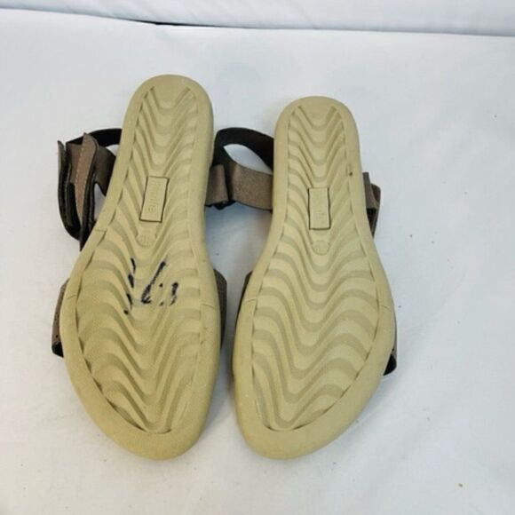 Nicole Taupe Tan Brown flat sandals feel my comfort footbed Comfy 8.5 M Lakeside - Picture 7 of 7